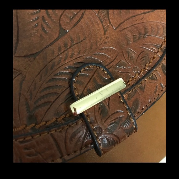 Brown crossbody vegan embossed flap purse - Picture 2 of 6